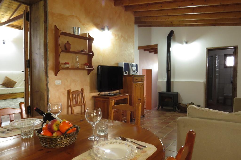 Casa La Lomada Guest House เตลเด ภายนอก รูปภาพ
